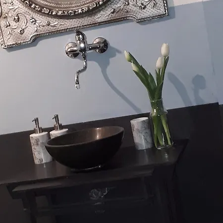 De Logeerkamer Bed & Breakfast *